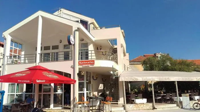 Galeb 2 شقة Veli Iž