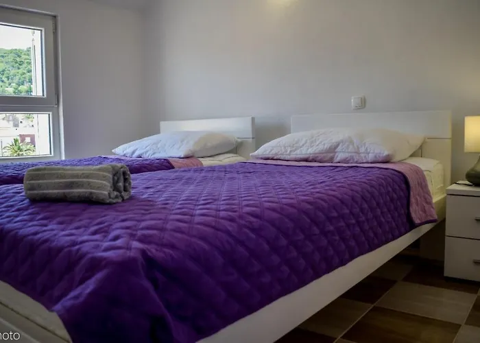 Appartement Galeb 2 *